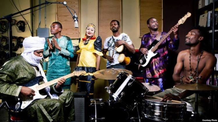 27332059_1678353285536330_3961362996431992682_n